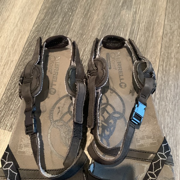 Merrell black sandals size 8 - Picture 3 of 4